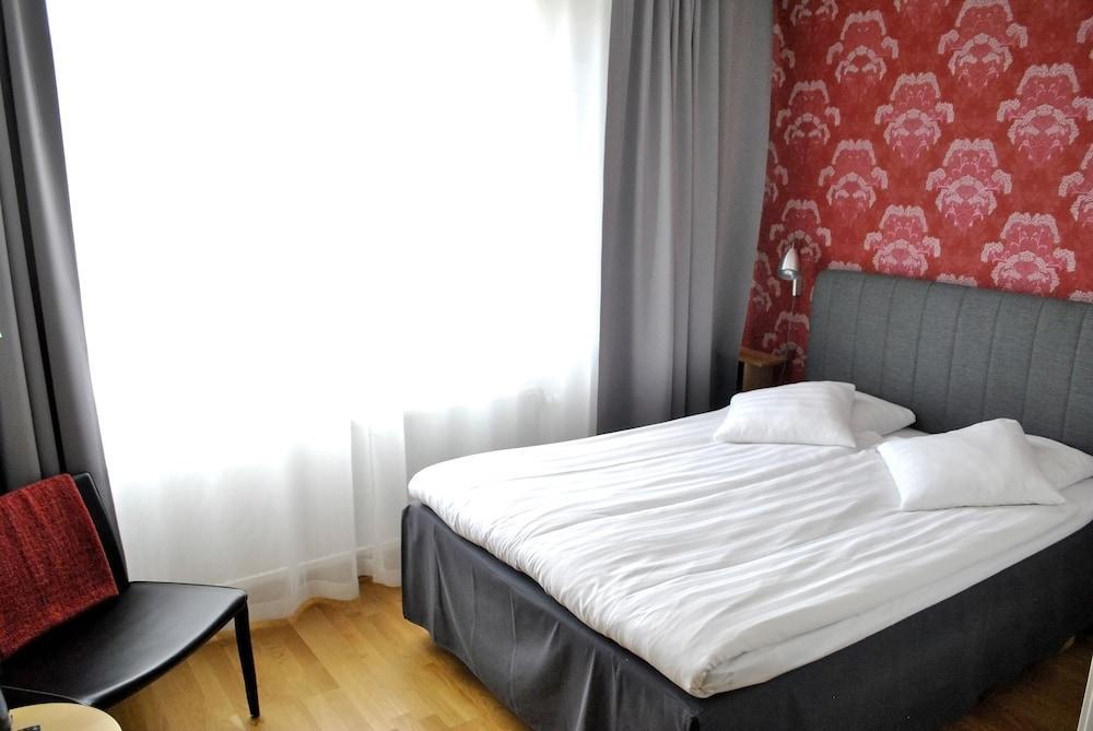City Central Hotel Oerebro By First Hotels Экстерьер фото