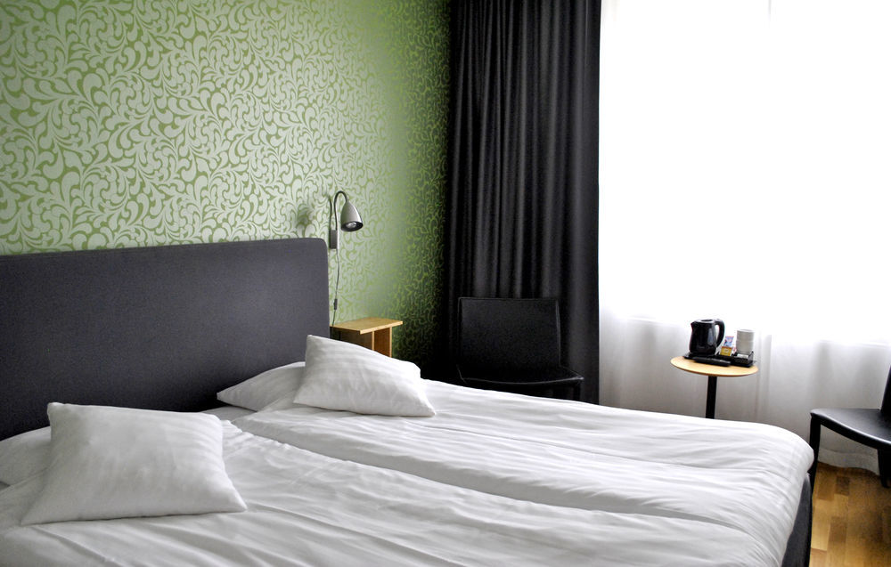 City Central Hotel Oerebro By First Hotels Экстерьер фото