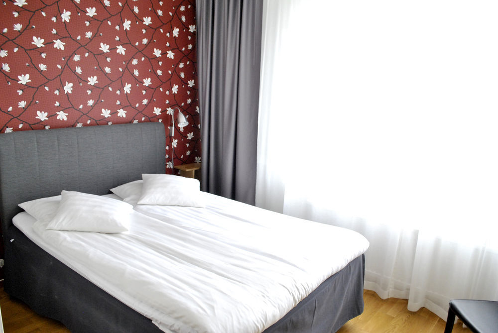 City Central Hotel Oerebro By First Hotels Экстерьер фото