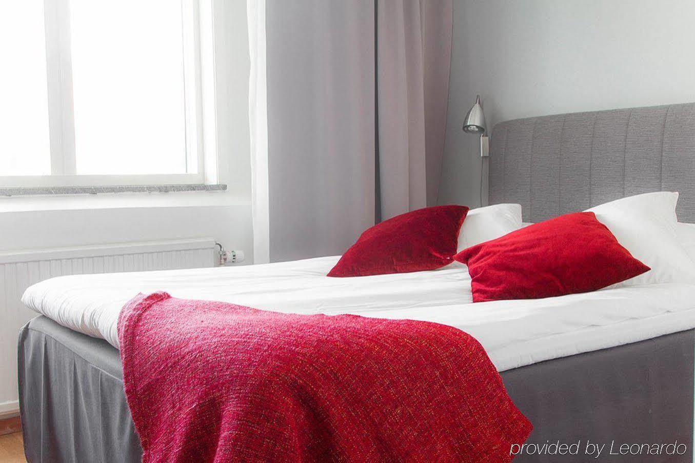 City Central Hotel Oerebro By First Hotels Экстерьер фото